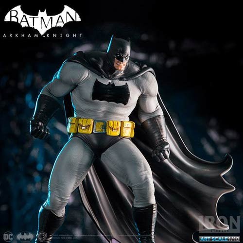 디시 코믹스  1/10 스테츄 Batman Dark Knight - DLC Series 배트맨 다크나이트(2017년2분기예약)
